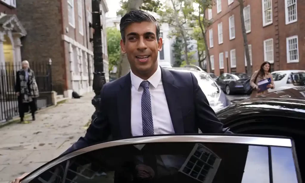 The UK’s latest prime minister Rishi Sunak has been urged by travel organisations to provide “stability, clarity and confidence” to businesses in the sector after weeks of economic turmoil.