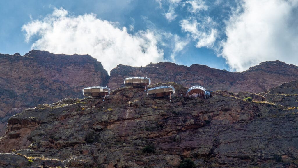 The,Skylodge,Adventure,Suites,,A,Transparent,Luxury,Capsule,Hanging,From