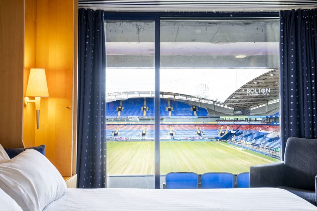 The Bolton Stadium Hotel, a member of Radisson Individuals – Guest room Pitch View.