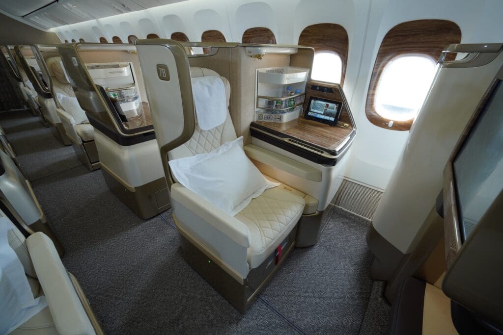 business-class-new-side