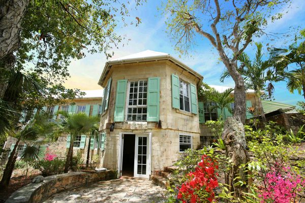 TravMedia_United_Kingdom_medium-sized_1645737_Great-House-Antiga_The_Great_House