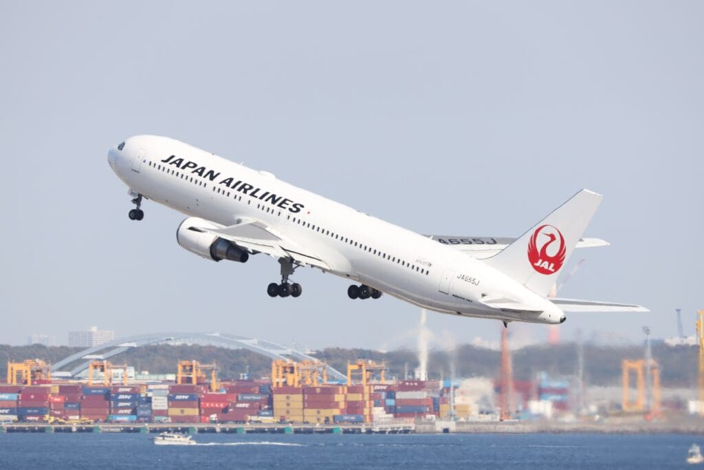 Tokyo,Japan,-,2022,Nov,12,-,Japan,Airlines,Boeing