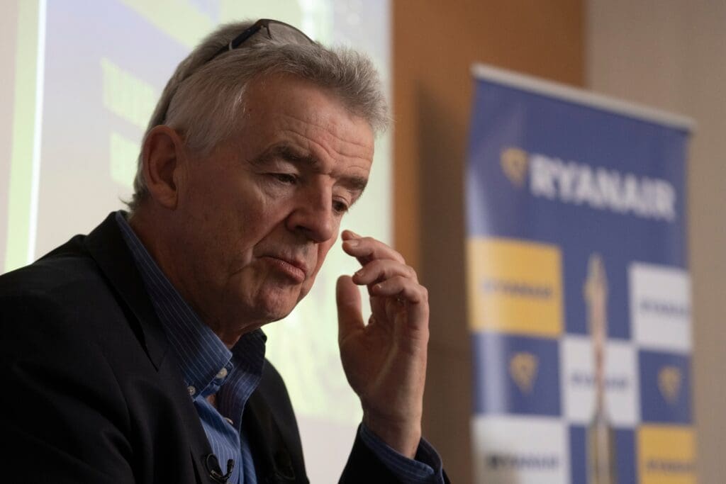 Ryanair has called for the sacking of the head of UK National Air Traffic Services (NATS) after air traffic control issues at Gatwick Airport disrupted 100 flights and affected 16,000 passengers over the weekend.