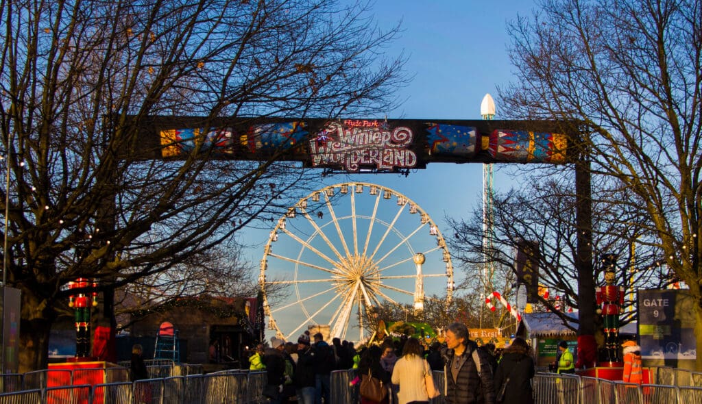 Winter,Wonderland,Entrance,,Locals,And,Tourists,In,Queue,At,The