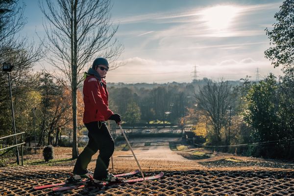 TravMedia_United_Kingdom_medium-sized_1660433_Halton-Borough-Council-_Runcorn_Ski_Centre
