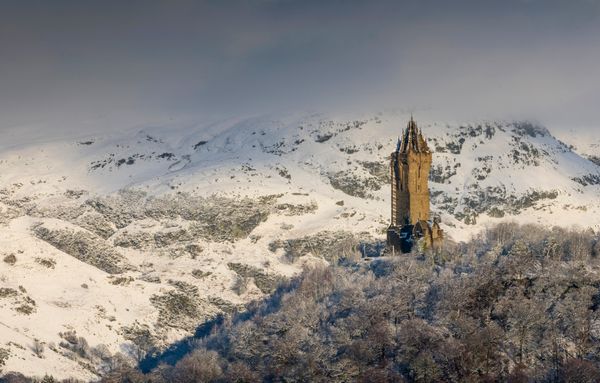 TravMedia_United_Kingdom_medium-sized_1661187_81340-the-wallace-monument