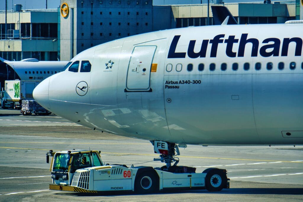 The Lufthansa Group plans to significantly boost its workforce in 2025 by recruiting around 10,000 people across a broad range of roles.