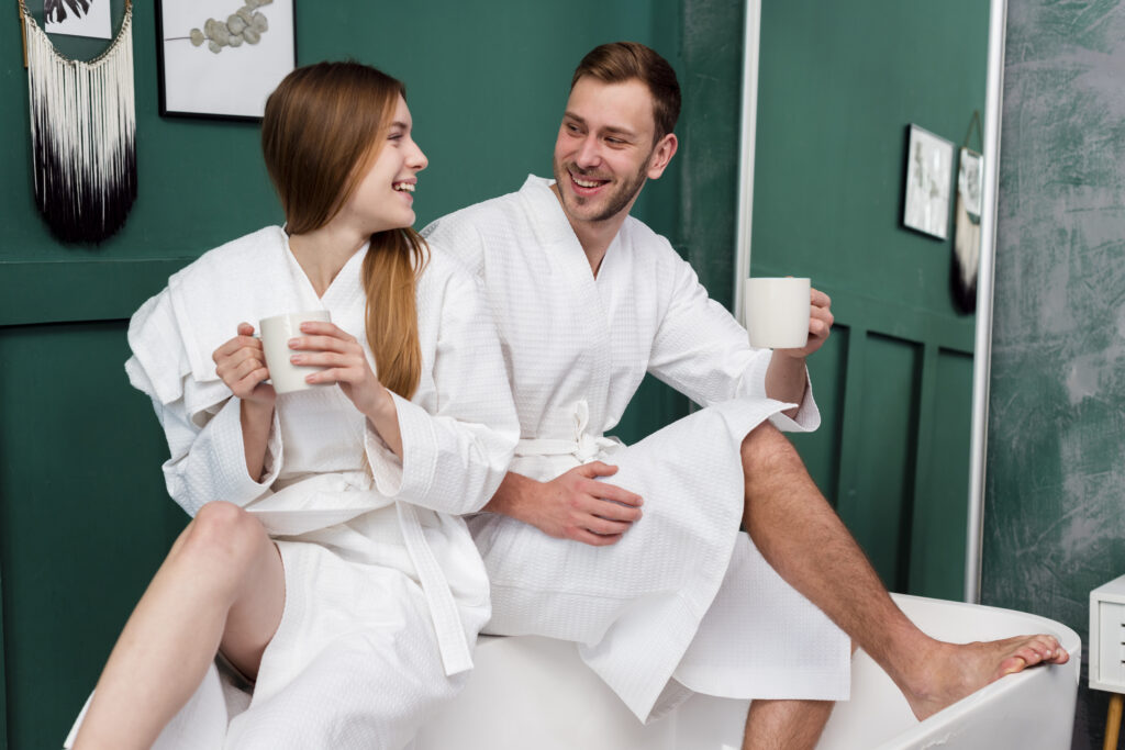 In a world where the schedule is tightly packed with tasks, rare minutes of real rest become especially valuable. More and more couples around the world are looking for a way not only to relax, but also to spend time together usefully.