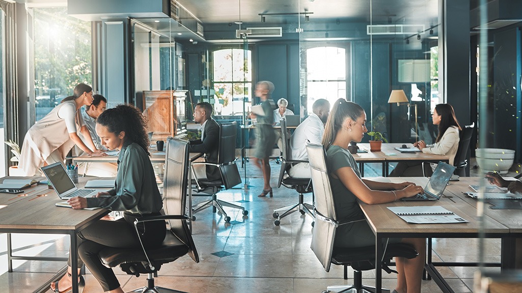 American Express Global Business Travel (Amex GBT) has launched a freemium digital consulting platform designed to help small and midsize businesses optimise their travel spend and performance without the cost of traditional advisory services.