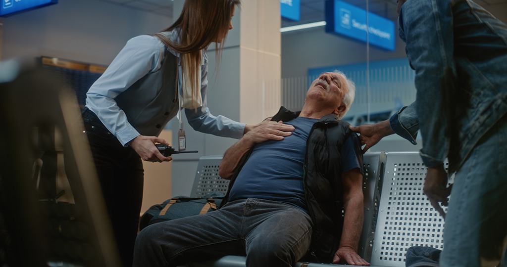 Traveling is fun, but if there’s a medical emergency, it could turn a trip of a lifetime into a financial disaster. Like, what if you had an arm broken, you went to an emergency room, and you got a $5,000  bill? Or what if you had to spend a night in a hospital in Europe and it drained your bank account?